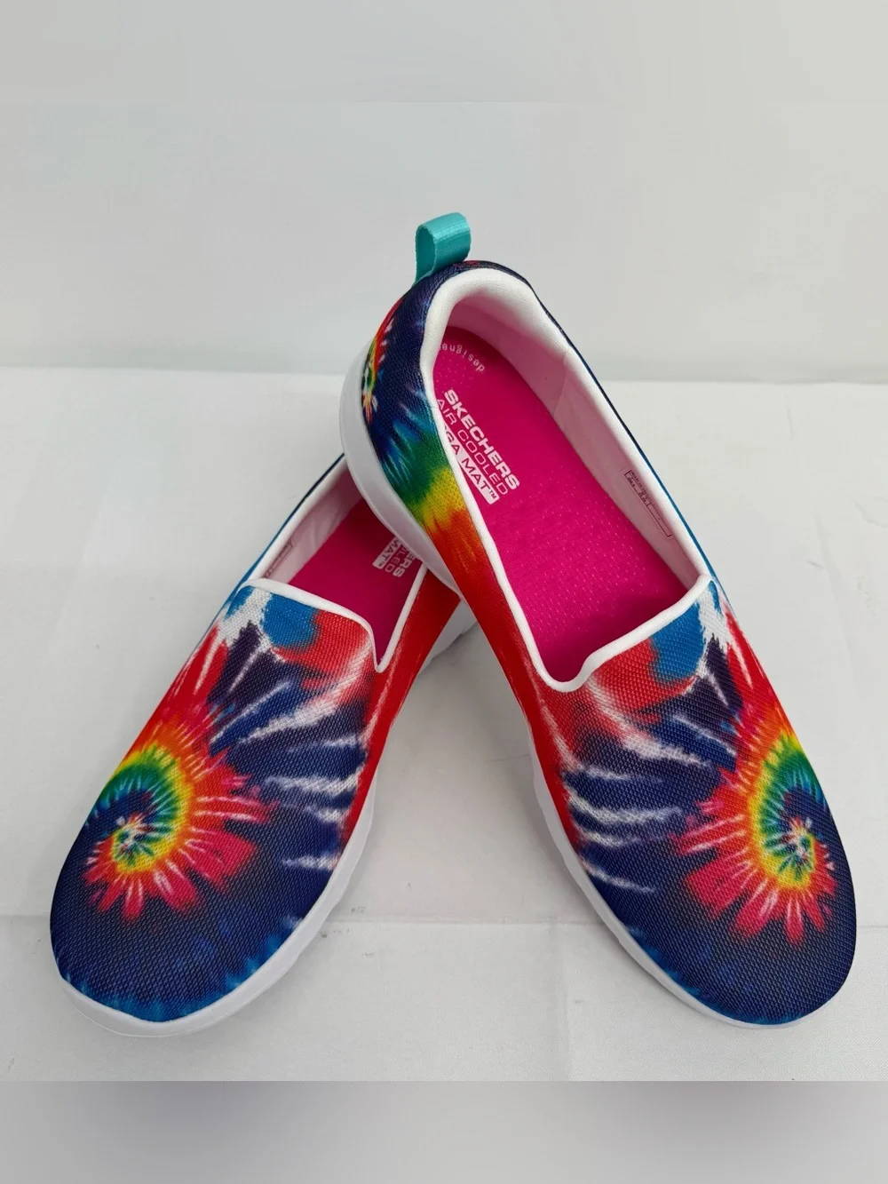 NWOB SKECHERS Women's 10 Go Walk Joy Tie Dye Slip On  Sneakers